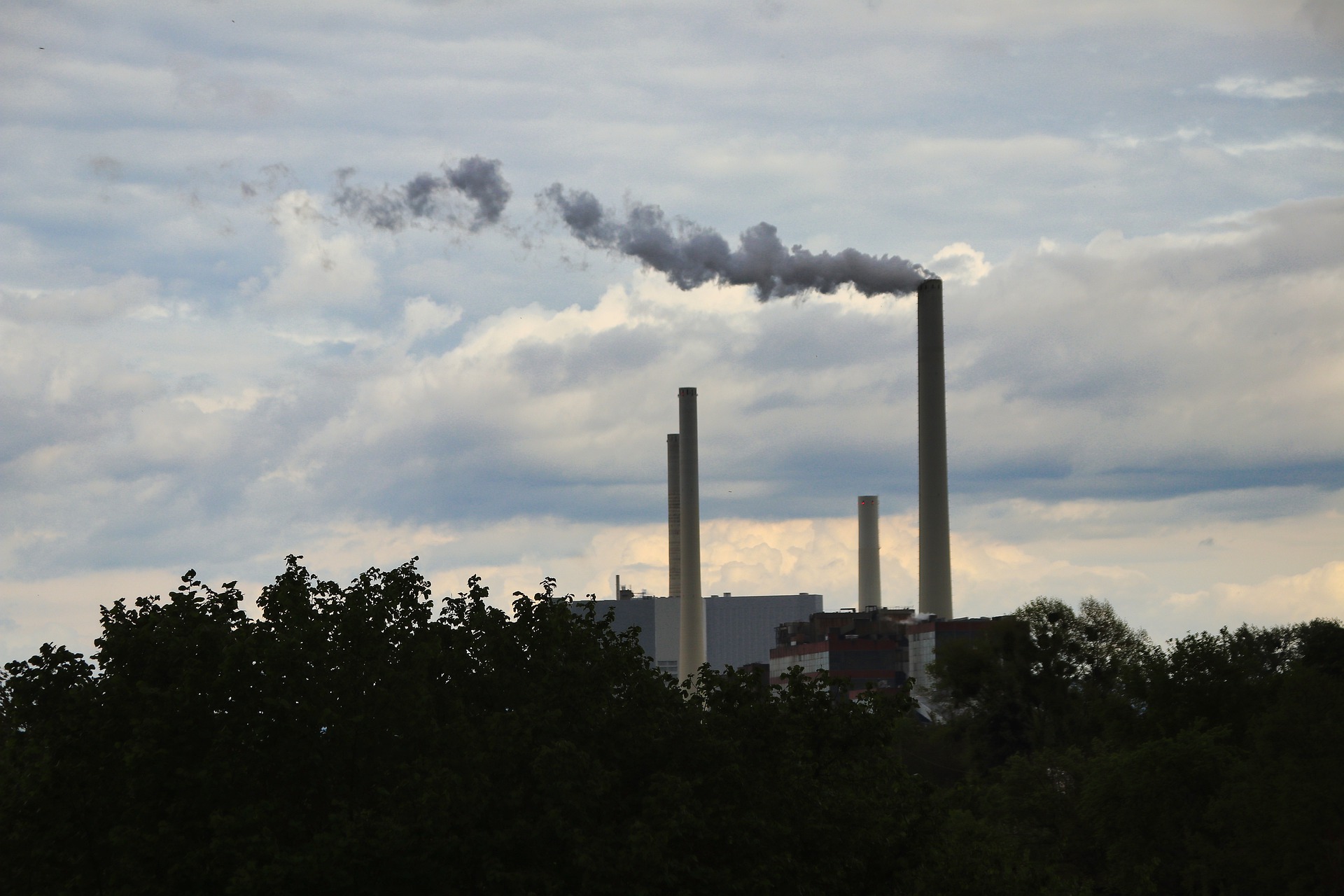 /upl/chimney-6290013_1920.jpg
