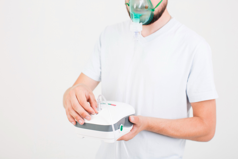 /upl/man-setting-medical-nebulizer.jpg