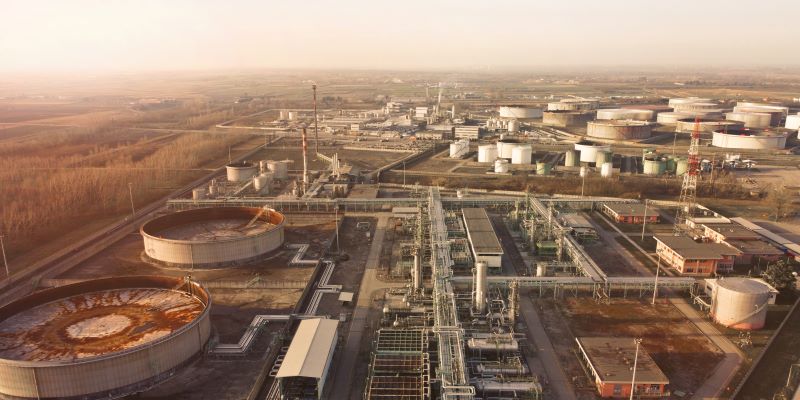 /upl/pictures/PB/1_2023/2/metallurgical-industry-seen-from-a-drone.jpg
