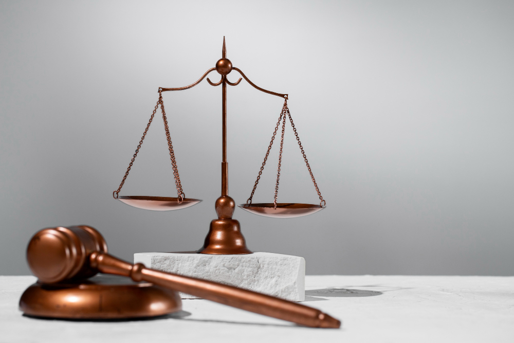 /upl/still-life-with-the-scales-of-justice_1.jpg
