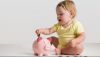 Определены особенности выплаты ежемесячного пособия в связи с рождением и воспитанием ребенка