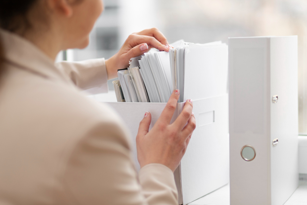 /upl/young-adult-organizing-documents_12.jpg